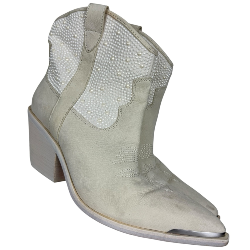 Anthropologie White Ankle Boots - Picture 3 of 9